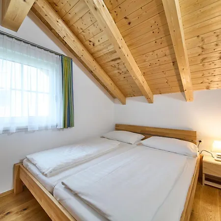 Lisa バート・ミッテルンドルフ